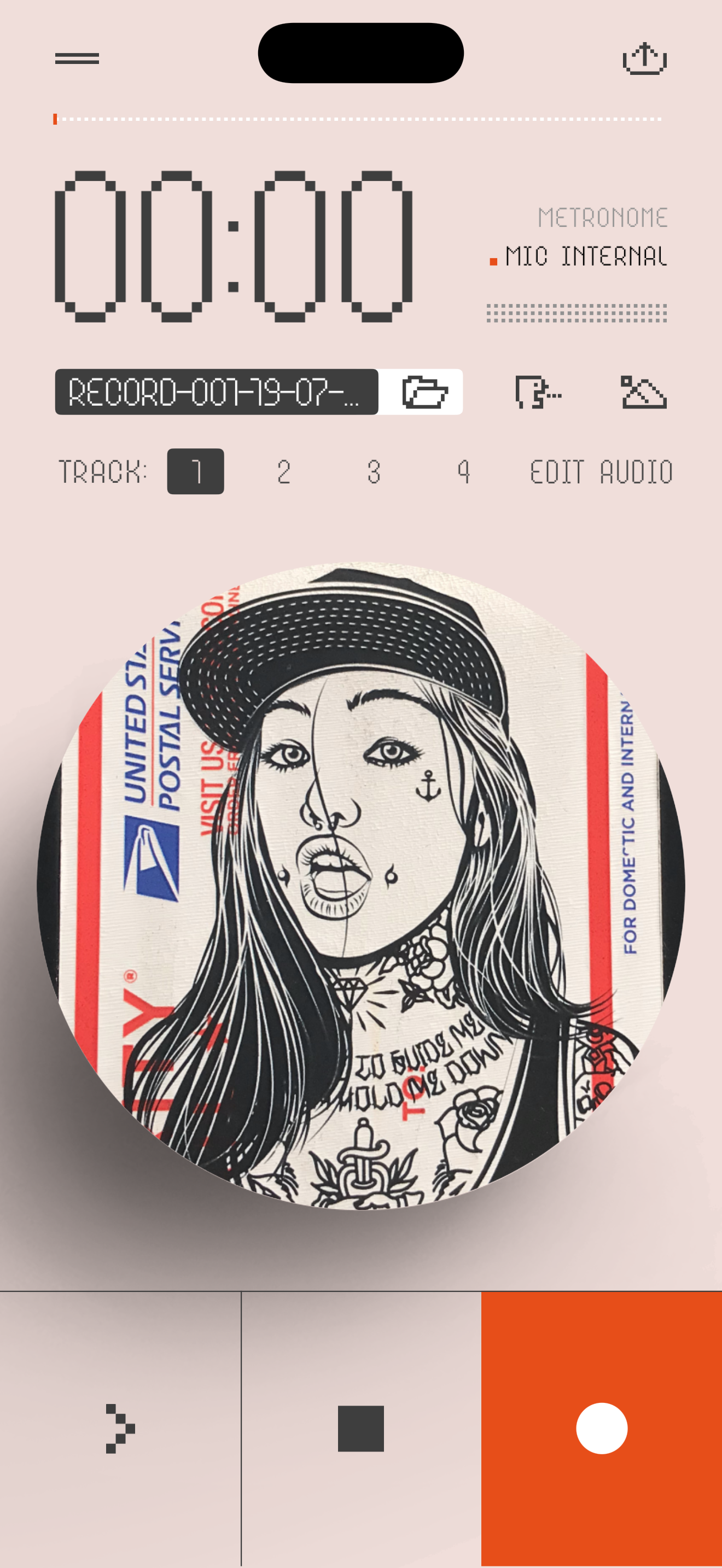 TR4 home screen: a large disc with a custom vinyl skin, tape timeline and transport controls